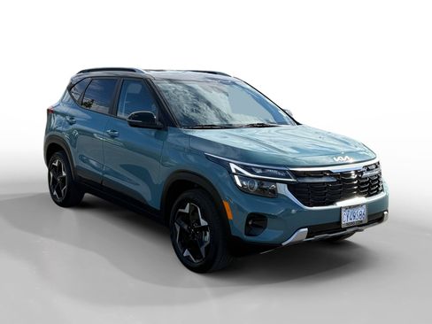 Certified 2025 Kia Seltos S AWD/4WD image 7