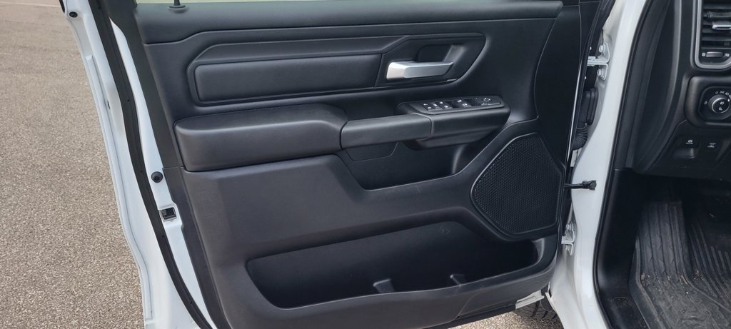 Used 2025 RAM 1500 Tradesman w/ Night Edition AWD/4WD image 11