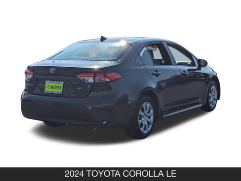 Used 2024 Toyota Corolla LE FWD image 8