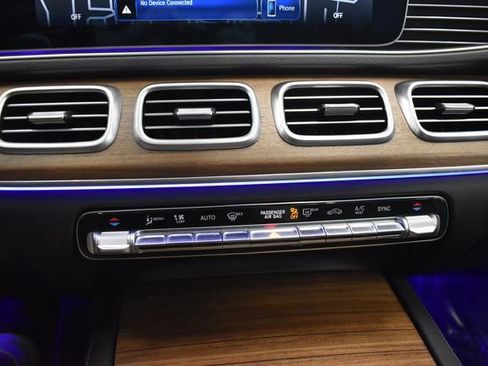 Used 2025 Mercedes-Benz GLE 350 4MATIC image 30