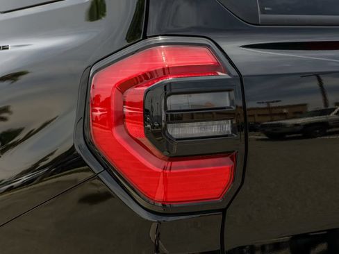 Used 2025 Toyota 4Runner TRD Off-Road Premium w/ Tow Technology Package AWD/4WD image 7