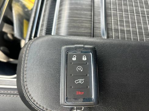 Used 2024 Jeep Wagoneer Series II AWD/4WD image 20