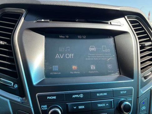 Used 2018 Hyundai Santa Fe SE FWD image 30