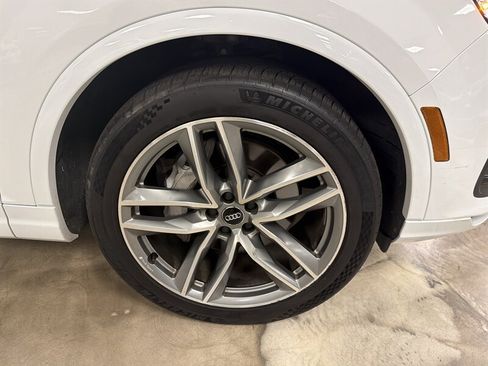 Used 2018 Audi Q7 3.0T Prestige w/ Prestige Package AWD/4WD image 19