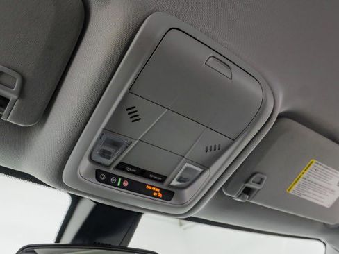 Used 2021 Chevrolet Blazer LT image 30