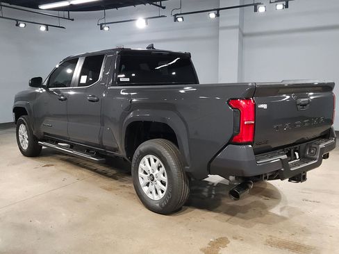 New 2026 Toyota Tacoma SR5 AWD/4WD image 5