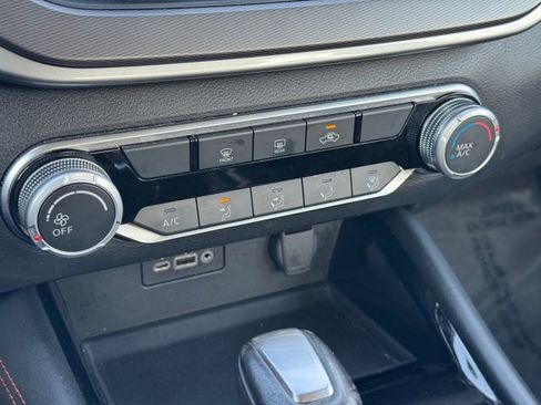 Certified 2024 Nissan Altima 2.5 SR image 22