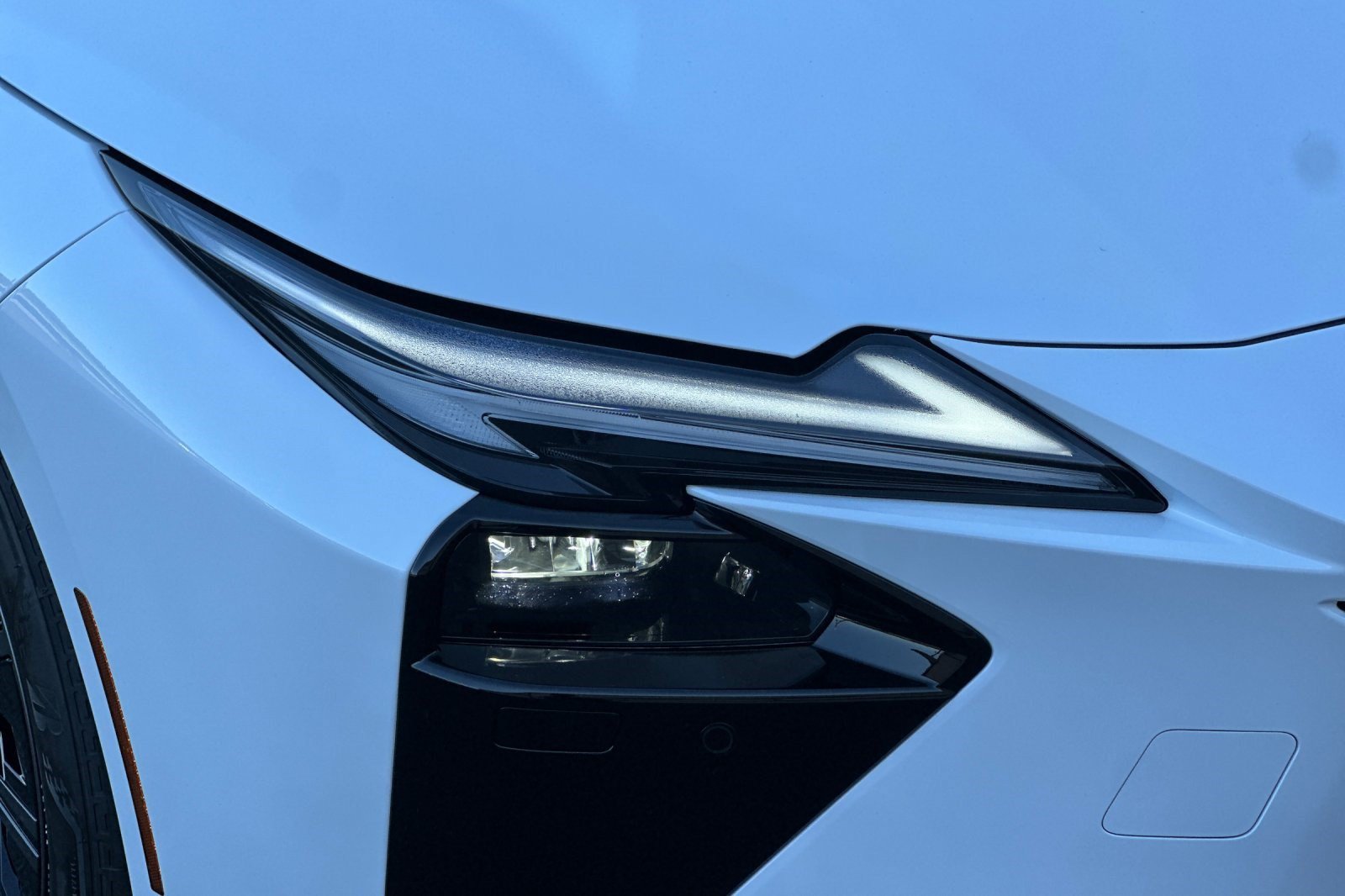 New 2026 Lexus ES 350h w/ Convenience Package FWD image 11