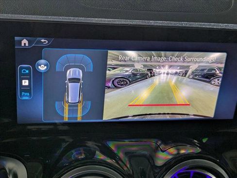 New 2025 Mercedes-Benz GLB 250 image 13