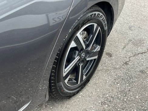 Used 2025 Nissan Sentra SV image 30