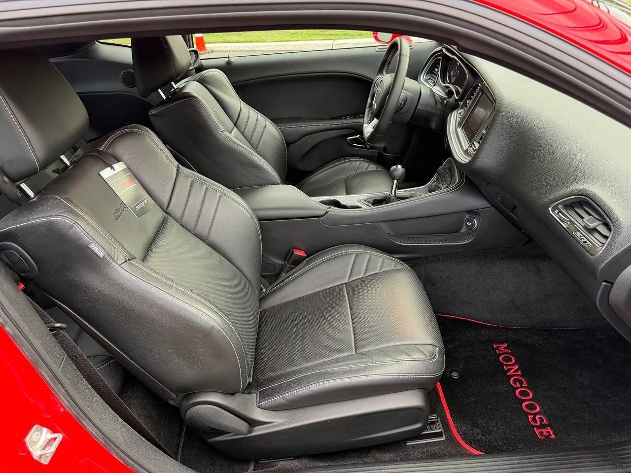 Used 2015 Dodge Challenger SRT Hellcat RWD image 14