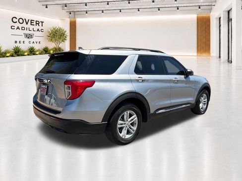 Used 2023 Ford Explorer XLT RWD image 12