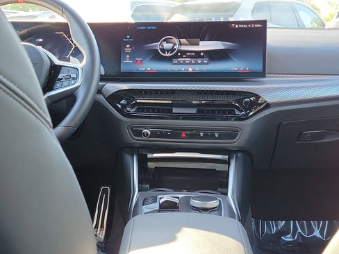 Used 2025 BMW M340i Sedan image 16