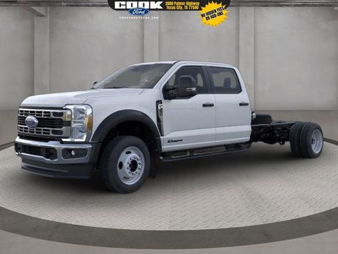 New 2026 Ford F450 XL w/ XL Chrome Package image 1
