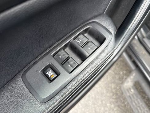 Used 2023 Ford Ranger Lariat w/ Tremor Off-Road Package image 21