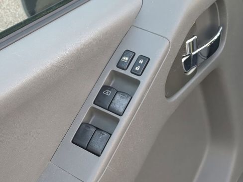 Used 2019 Nissan Frontier SV image 20