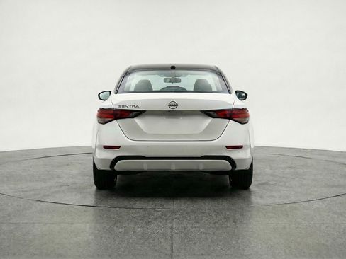 Used 2025 Nissan Sentra SV image 7