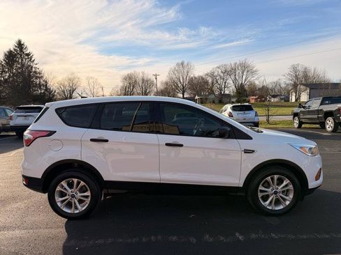 Used 2017 Ford Escape S image 5