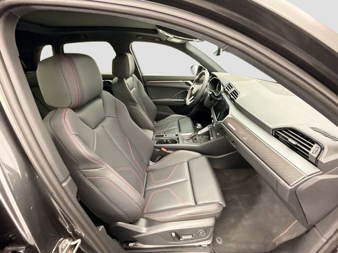 Used 2025 Audi Q3 2.0T Premium Plus w/ Premium Plus Package image 18