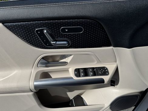 New 2026 Mercedes-Benz GLA 250 GLA 250 image 9