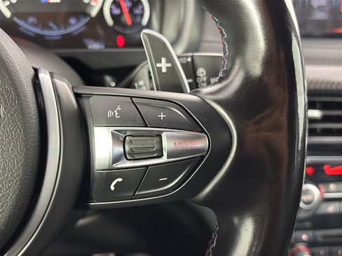 Used 2017 BMW X5 M AWD/4WD image 19