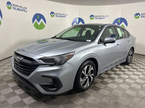 Certified 2025 Subaru Legacy Premium AWD/4WD image 3