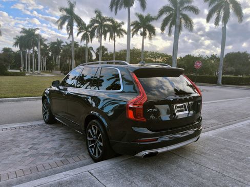 Used 2016 Volvo XC90 T6 Momentum image 13