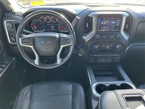 Used 2020 Chevrolet Silverado 1500 LT Trail Boss image 8