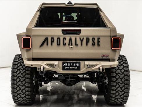 Used 2026 Jeep Gladiator Sport image 10