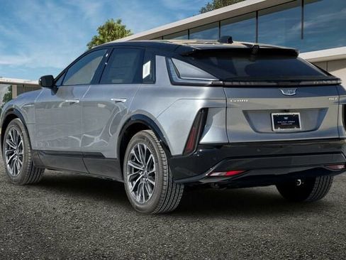 New 2026 Cadillac Lyriq Sport image 6