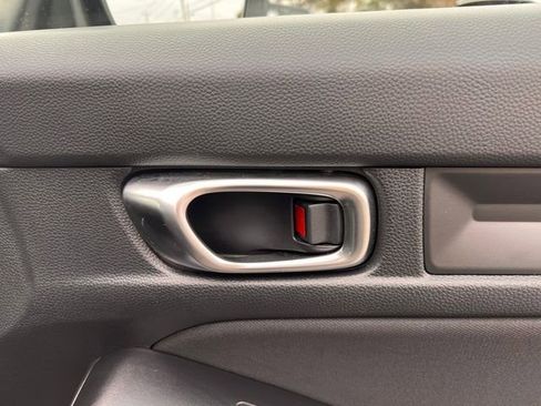 Used 2025 Honda Civic Sport image 30