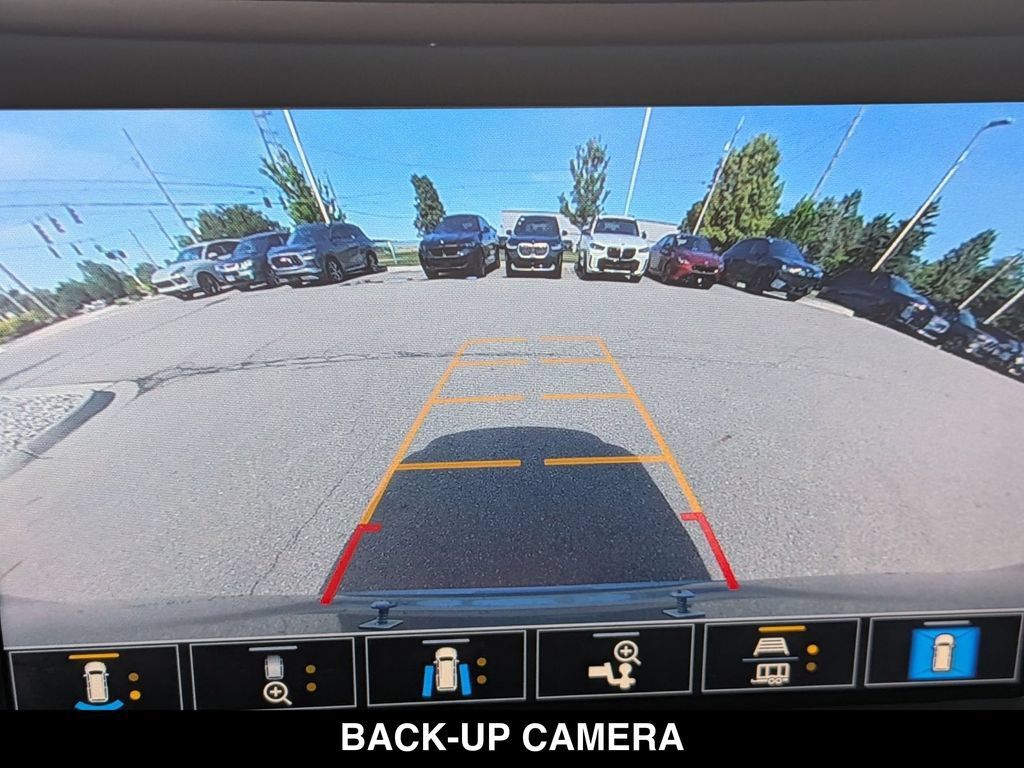 Used 2023 GMC Terrain AT4 w/ Infotainment Package II AWD/4WD image 6