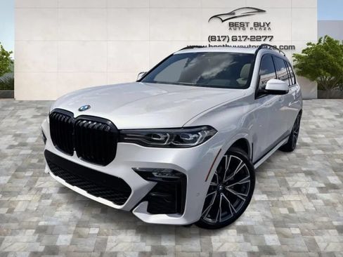 Used 2021 BMW X7 xDrive40i w/ M Sport Package AWD/4WD image 3