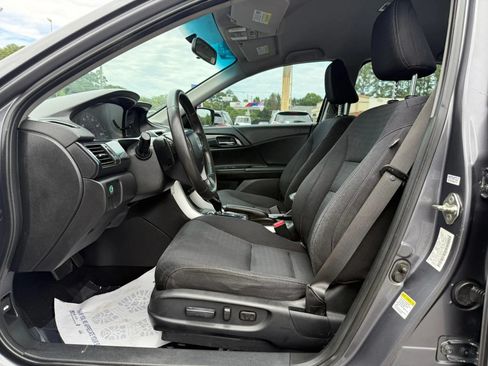 Used 2013 Honda Accord Sport image 9