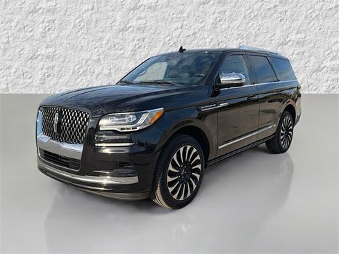 Used 2024 Lincoln Navigator Black Label image 7
