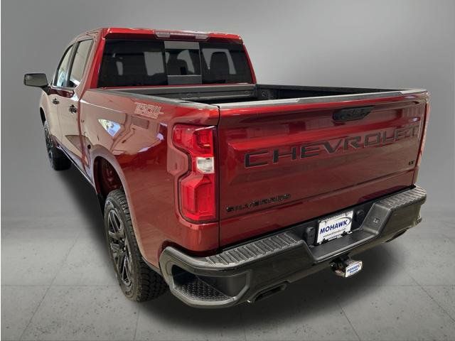 Used 2022 Chevrolet Silverado 1500 LT Trail Boss w/ Convenience Package II AWD/4WD image 3
