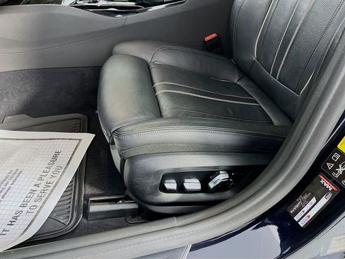 Used 2018 BMW 540i xDrive AWD/4WD image 23