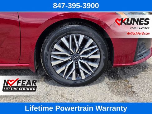 Used 2024 Nissan Altima 2.5 SV w/ SV Premium Package FWD image 9