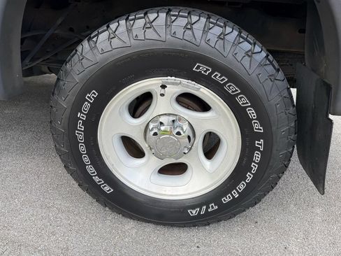 Used 2002 Ford Ranger XLT AWD/4WD image 15