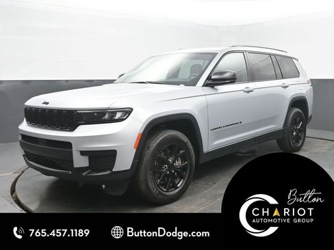 Used 2024 Jeep Grand Cherokee L Laredo AWD/4WD image 1