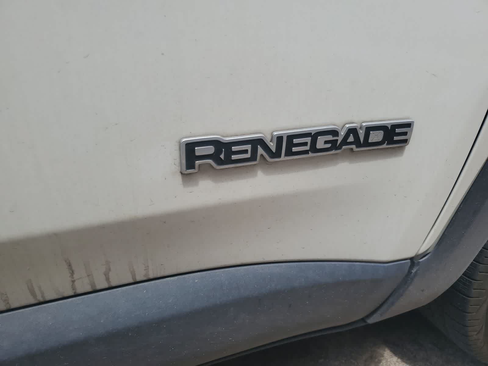 Used 2018 Jeep Renegade Sport w/ Power & Air Group FWD image 10
