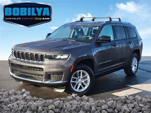 Used 2023 Jeep Grand Cherokee L Laredo image 1