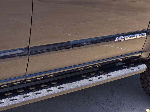 Used 2022 Ford F350 Platinum w/ Tremor Off-Road Package AWD/4WD image 8