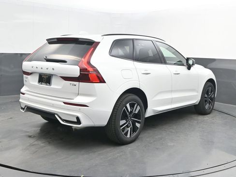 New 2026 Volvo XC60 T8 Core w/ Climate Package AWD/4WD image 7