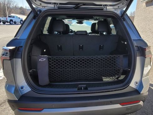 New 2026 Chevrolet Equinox LT w/ Convenience Package II image 9