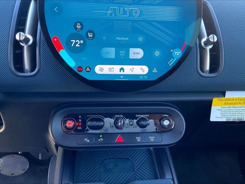 New 2025 MINI Cooper Countryman S image 18