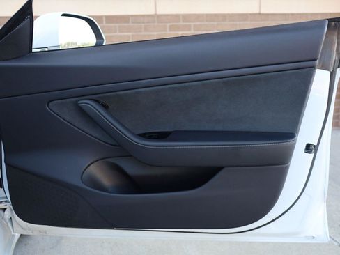 Used 2019 Tesla Model 3 Long Range AWD/4WD image 27
