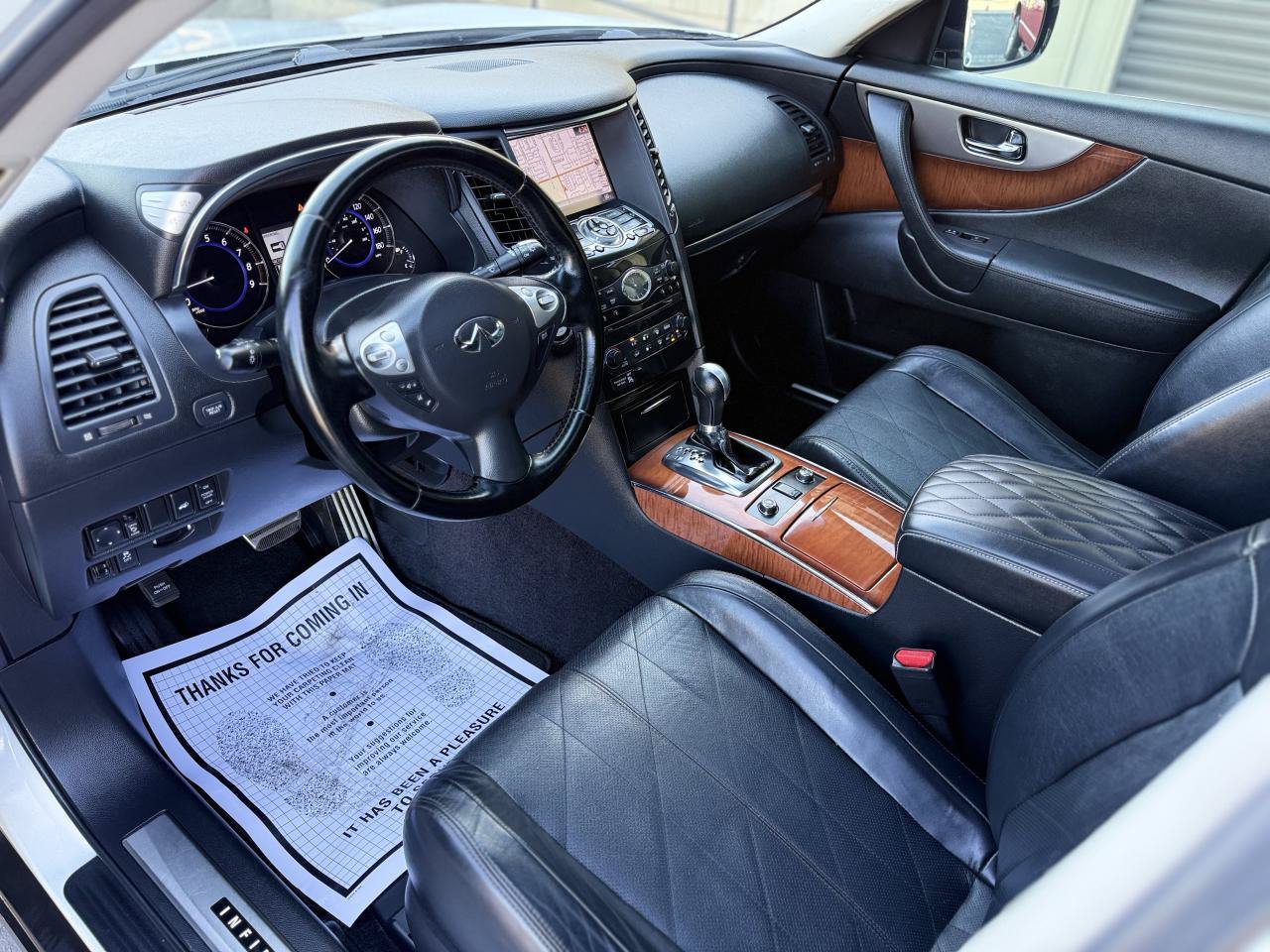 Used 2014 INFINITI QX70 AWD w/ Premium Package image 12