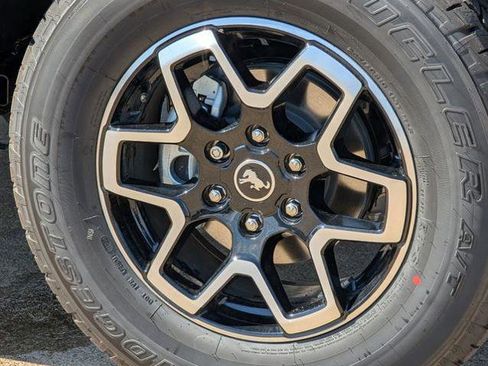 New 2025 Ford Bronco Outer Banks image 9