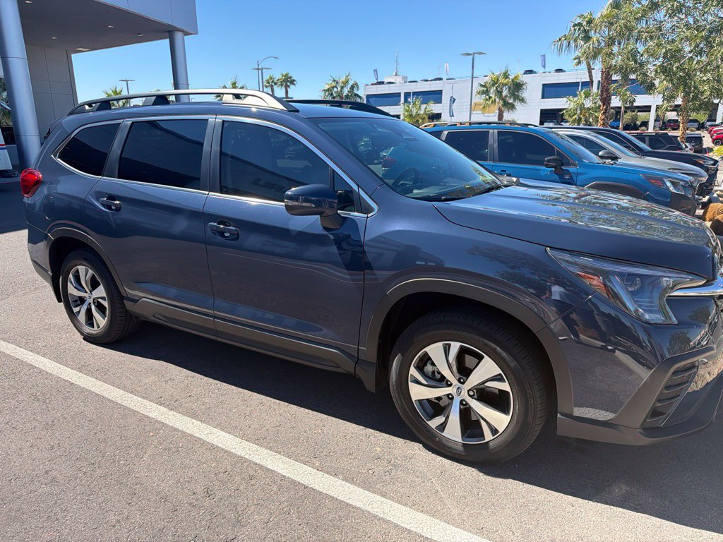 Certified 2023 Subaru Ascent Premium w/ Convenience Package AWD/4WD image 7